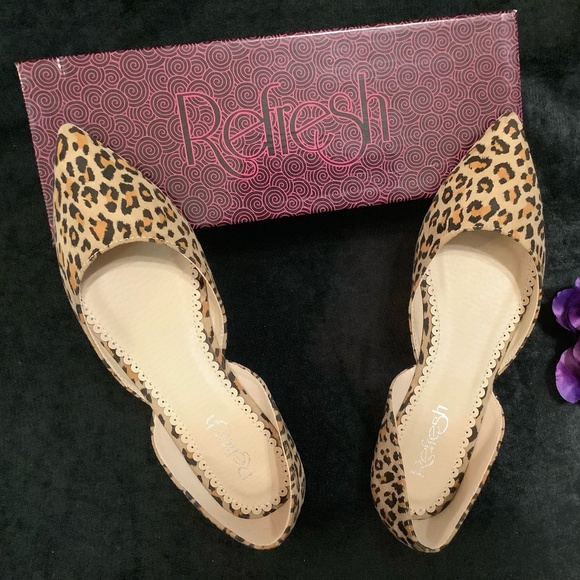 Refresh Leopard Animal Print Flats NIB - Picture 4 of 12